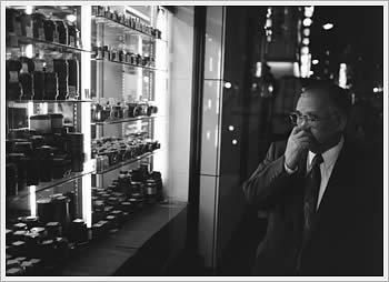 Ginza, October 20, 2003: click for larger image (30K)