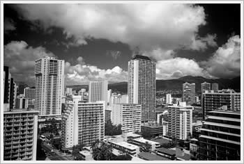 Looking mauka from Waikiki, February 1999