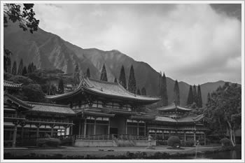 Byodo-in Temple, Kaneohe, Oahu, Hawaii. January 27, 2004