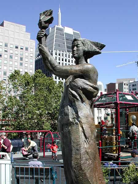 tiannamenstatue.jpg
